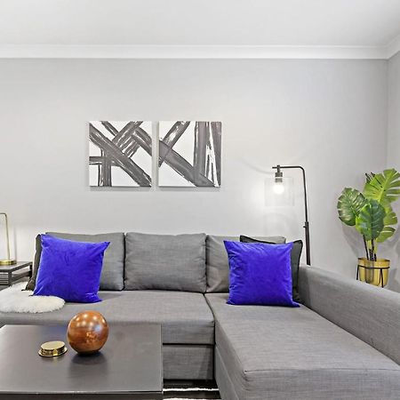 Sophisticated Studio Apartment With Modern Kitchen - Oakdale Od2 Rep Chicago Zewnętrze zdjęcie