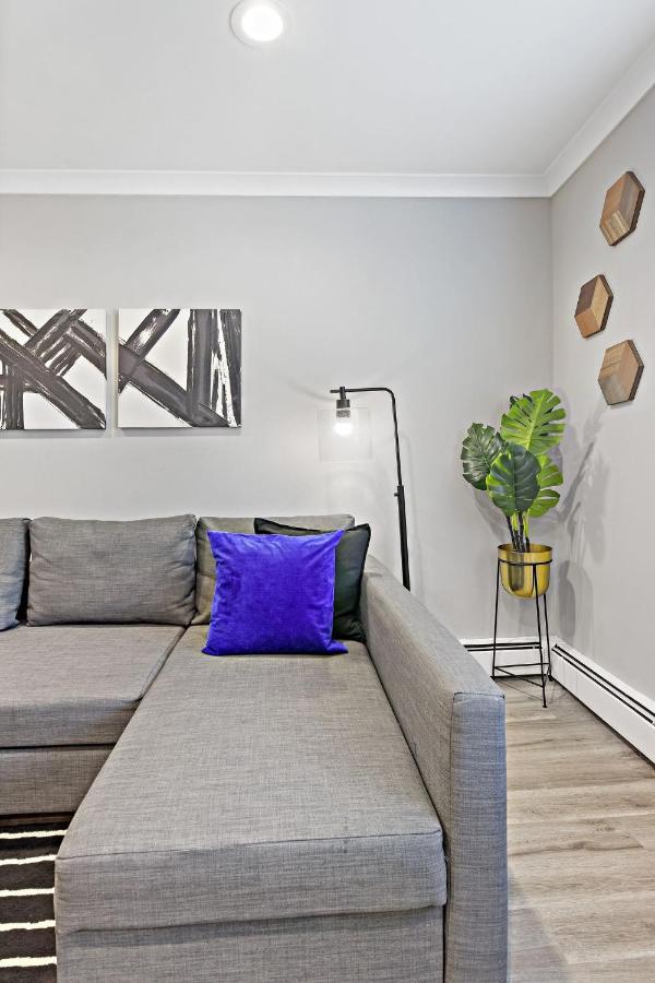 Sophisticated Studio Apartment With Modern Kitchen - Oakdale Od2 Rep Chicago Zewnętrze zdjęcie