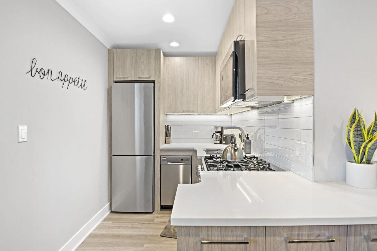 Sophisticated Studio Apartment With Modern Kitchen - Oakdale Od2 Rep Chicago Zewnętrze zdjęcie